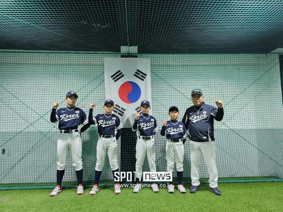 ▲한국·일본 국제교류전에 국가대표선수로 선발된 국가 대표선수 왼쪽부터 권 준(의정부 경민중1),김준후(서울 성산초6),유태권(서울 홍제초5),류예준(서울 명지초3)군.ⓒ서울 서대문구연세유소년야구단