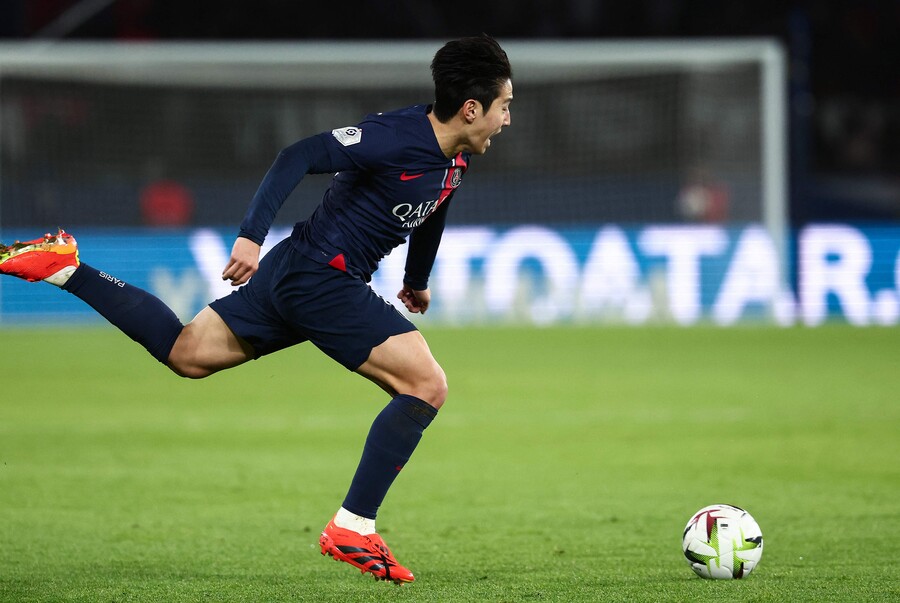 ▲ '골든보이' 이강인이 프랑스 현지에서 '뜬금' 혹평을 받았지만, 프랑스 매체들과 UEFA는 도르트문트전 선발 출전을 예상했다 ⓒ연합뉴스/AP