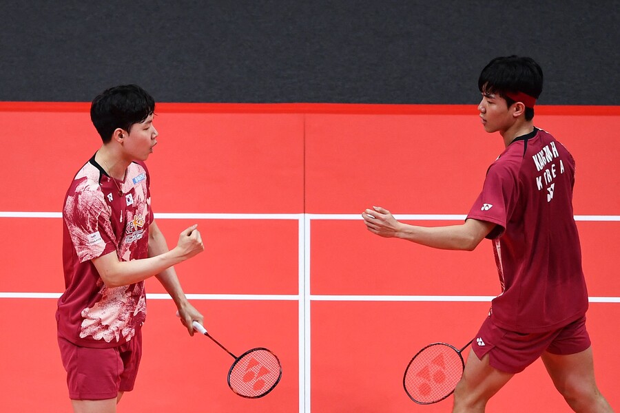 ▲ 강민혁(오른쪽)-서승재 조가 왕중왕전 남자 복식 정상에 등극했다. ⓒ연합뉴스/AFP