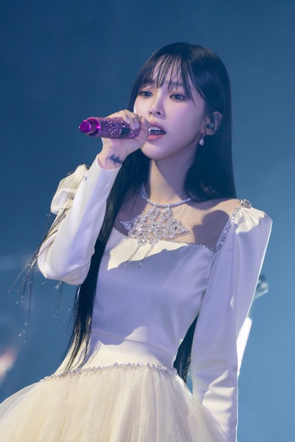 헤이즈, '2023 헤이즈 시티 라스트 윈터'로 전한 겨울 감성