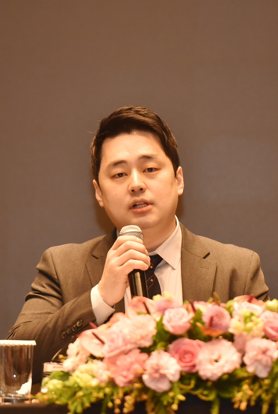 "지드래곤 악플·허위비방, 1주일 내 안 내리면 선처無"