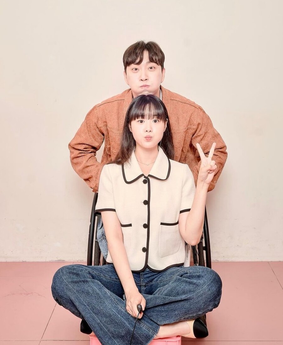 ▲ 박위(위), 송지은. 출처| 송지은 SNS