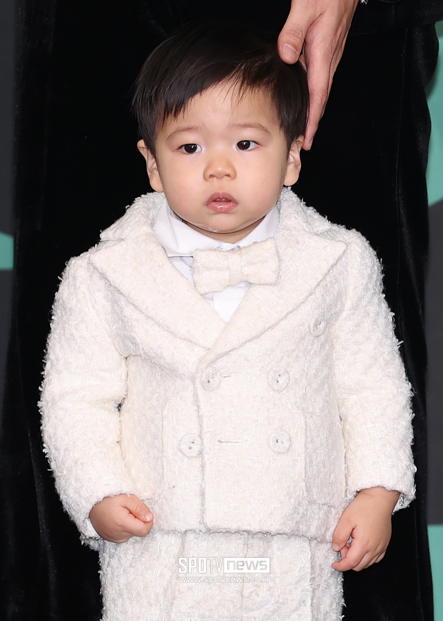 [포토S] 연준범, '잘생긴 똥별이'