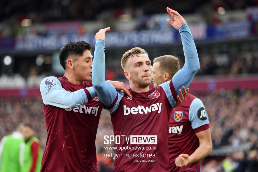 ▲ 맨체스터 유나이티드는 23일(한국시간) 런던 올림픽 스타디움에서 열린 2023-24시즌 잉글랜드 프리미어리그 18라운드에서 웨스트햄 유나이티드에 0-2로 패했다. 