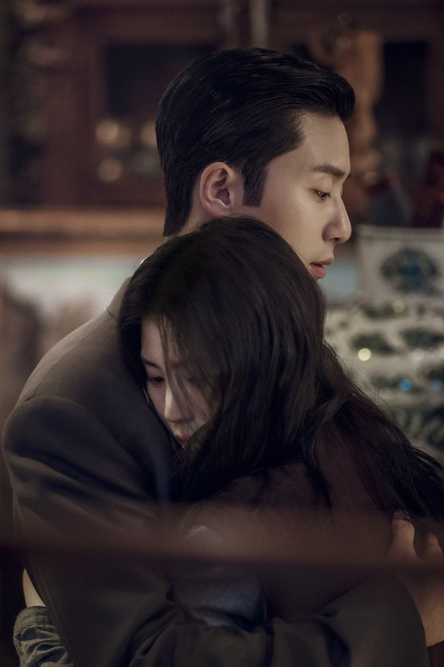 박서준·한소희 재회의 포옹…'경성크리처' 파트2 오늘(5일) 공개