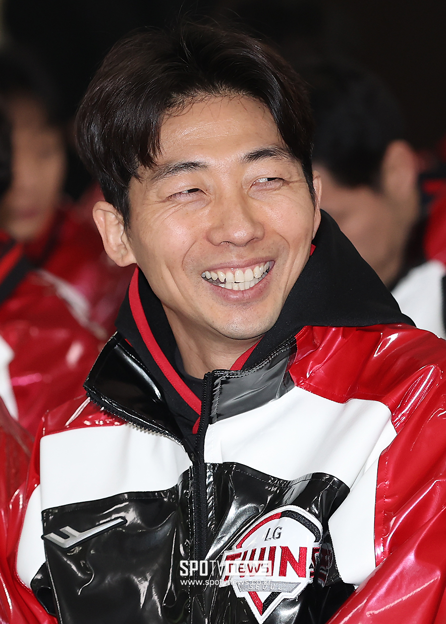 [포토S] 김용의, 코치로 LG 복귀
