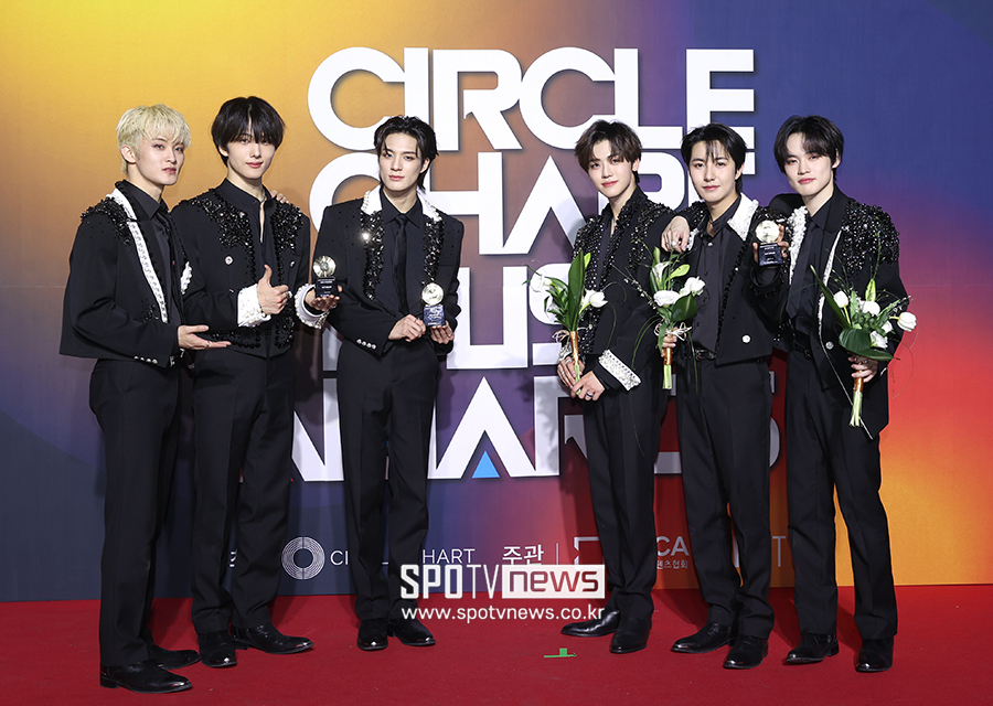 [포토S] 해찬 빈자리 남겨둔 NCT드림