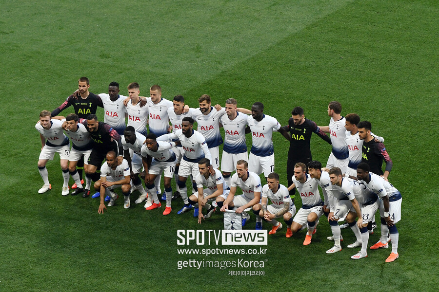 2018-19시즌 UEFA 챔피언스리그 결승전에 출전한 토트넘 선수단.