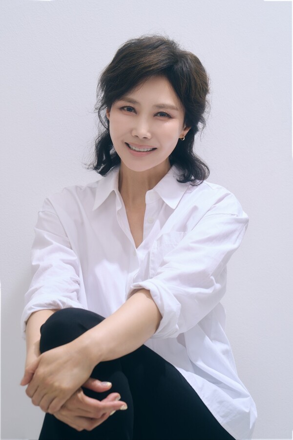 지수원, 스타잇엔터와 재계약