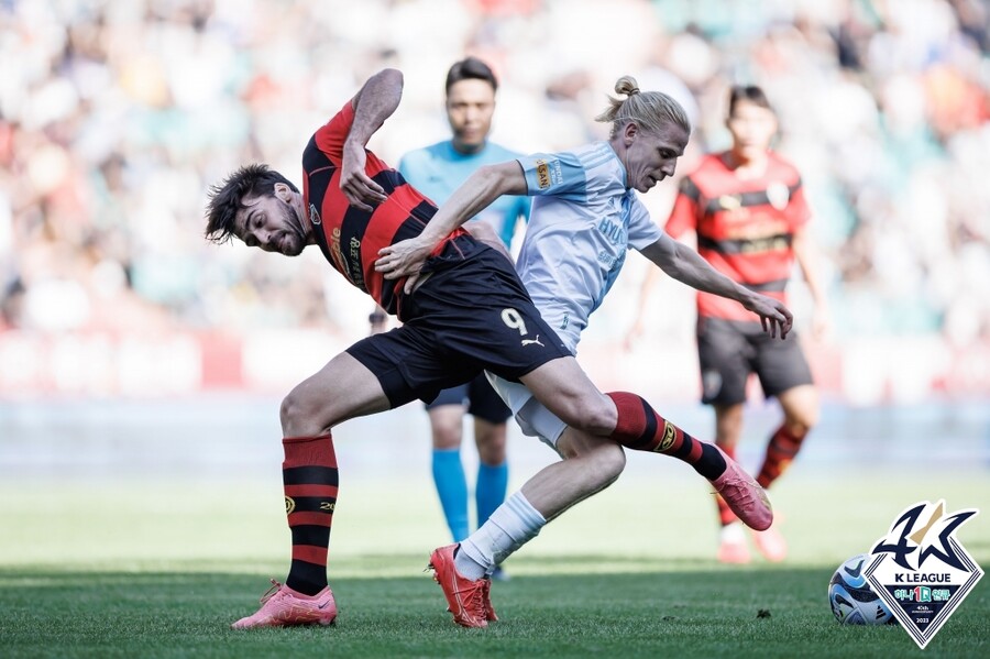 ▲ 울산HD VS 포항 스틸러스 '동해안더비'가 삼일절 개막전으로 개최된다 ⓒ한국프로축구연맹