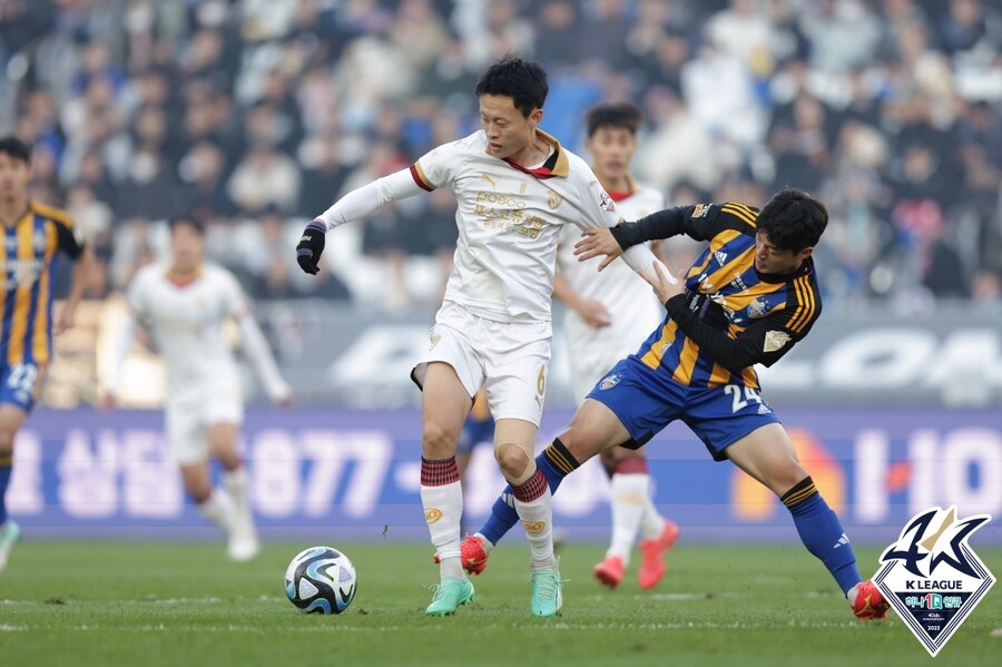▲ 울산HD VS 포항 스틸러스 '동해안더비'가 삼일절 개막전으로 개최된다 ⓒ한국프로축구연맹