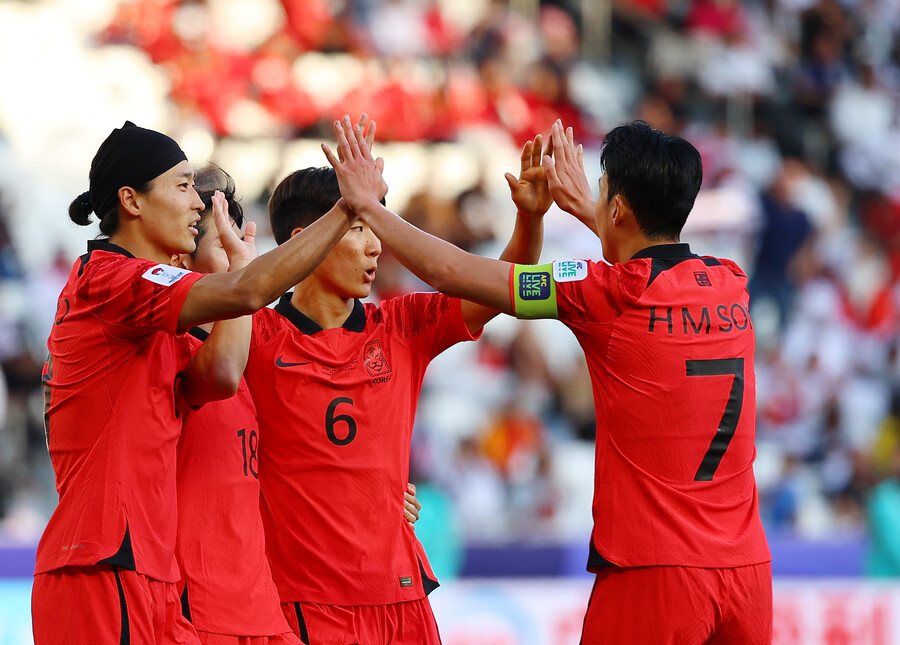 ▲ 축구대표팀이 바레인에 이강인의 멀티골, 황인범의 골을 앞세워 3-1 승리로 아시안컵 첫 판을 출발했다.  ⓒ연합뉴스