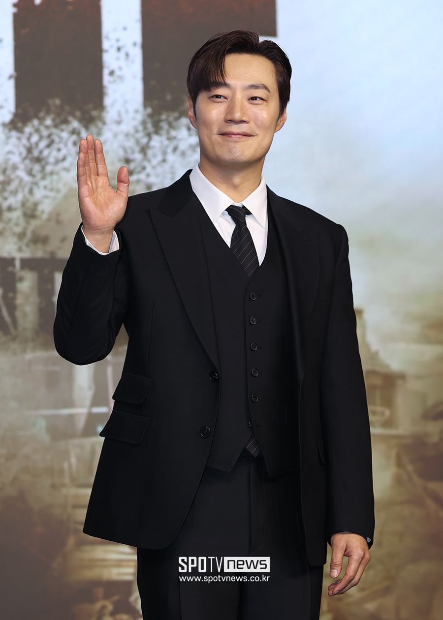 [포토S] 이희준, 아포칼립스 의사