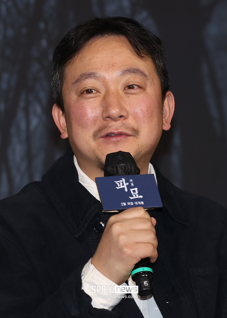 '파묘' 장재현 감독 "관 페티시 있어, 찍을 때마다 가슴 콩닥거려"