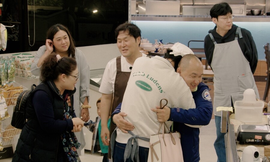 "저희가 왜 여기 왔는지 알겠다" 조인성, 情에 감동한 막바지 영업('어쩌다 사장3')