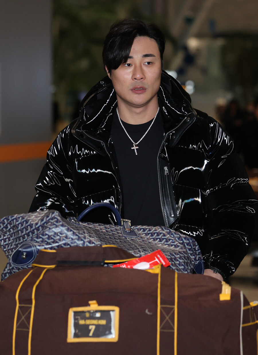 “더 이상 피해자가 나오지 않길” 공갈 협박당한 김하성, 출국 전 입 열었다