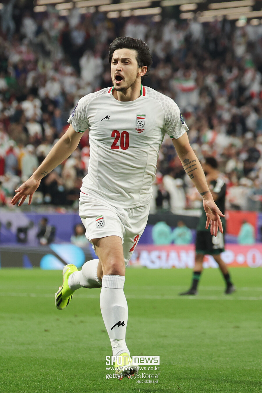 ▲ UAE는 24일(한국시간) 카타르 알라이얀 에듀케이션 시티 스타디움에서 열린 2023 아시아축구연맹(AFC) 카타르 아시안컵 조별리그 C조 3차전에서 이란에 1-2로 무릎을 꿇었다.승점 4점과 함께 팔레스타인을 득실 차로 밀어 내며 조 2위로 16강에 올랐다. A조 2위인 타지키스탄과 16강에서 경기한다.