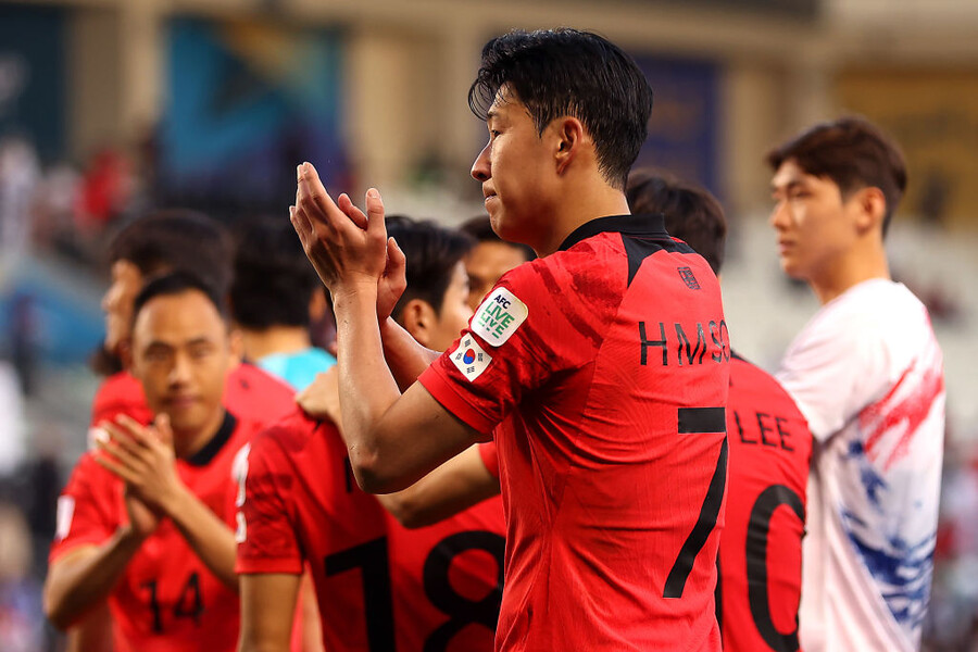 ▲ 말레이시아와 2023 AFC 아시안컵 조별리그 최종전을 앞둔 한국 축구대표팀의 고민은 카드 관리다. 7장의 옐로 카드를 받아 관리가 필요해졌다. ⓒ 연합뉴스