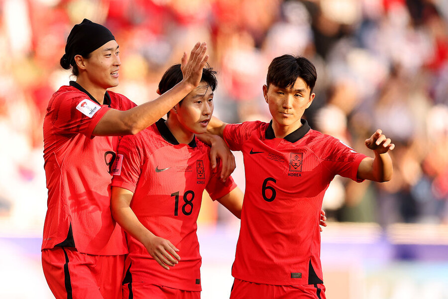 ▲ 말레이시아와 2023 AFC 아시안컵 조별리그 최종전을 앞둔 한국 축구대표팀의 고민은 카드 관리다. 7장의 옐로 카드를 받아 관리가 필요해졌다. ⓒ 연합뉴스