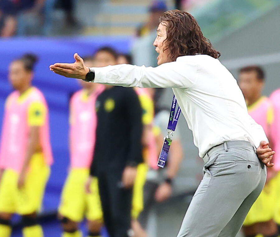▲ 김판곤 말레이시아 축구대표팀 감독(사진 위), 위르겐 클린스만 축구대표팀 감독(사진 아래). ⓒ연합뉴스