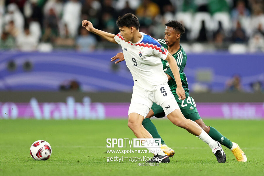 ▲ 로베르토 만치니 감독이 이끄는 사우디아라비아 축구대표팀은 26일(한국시간) 카타르의 에듀케이션 시티 스타디움에서 열린 아시아축구연맹(AFC) 2023 아시안컵 조별리그 F조 3차전에서 태국과 0-0 무승부를 거뒀다. 이날 결과에 따라, 사우디는 F조 1위로 16강에 진출하며 한국과 16강에서 맞붙게 됐다. 
