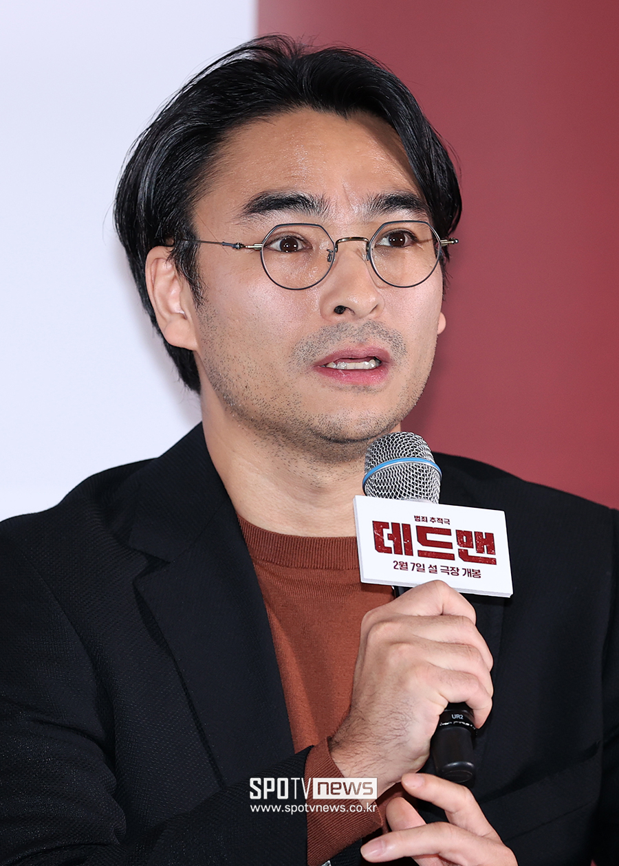 [포토S] 인사말 하는 하준원 감독