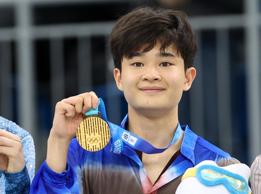 김현겸, 한국 피겨 역사상 청소년올림픽 첫 金…신지아도 메달권 진입
