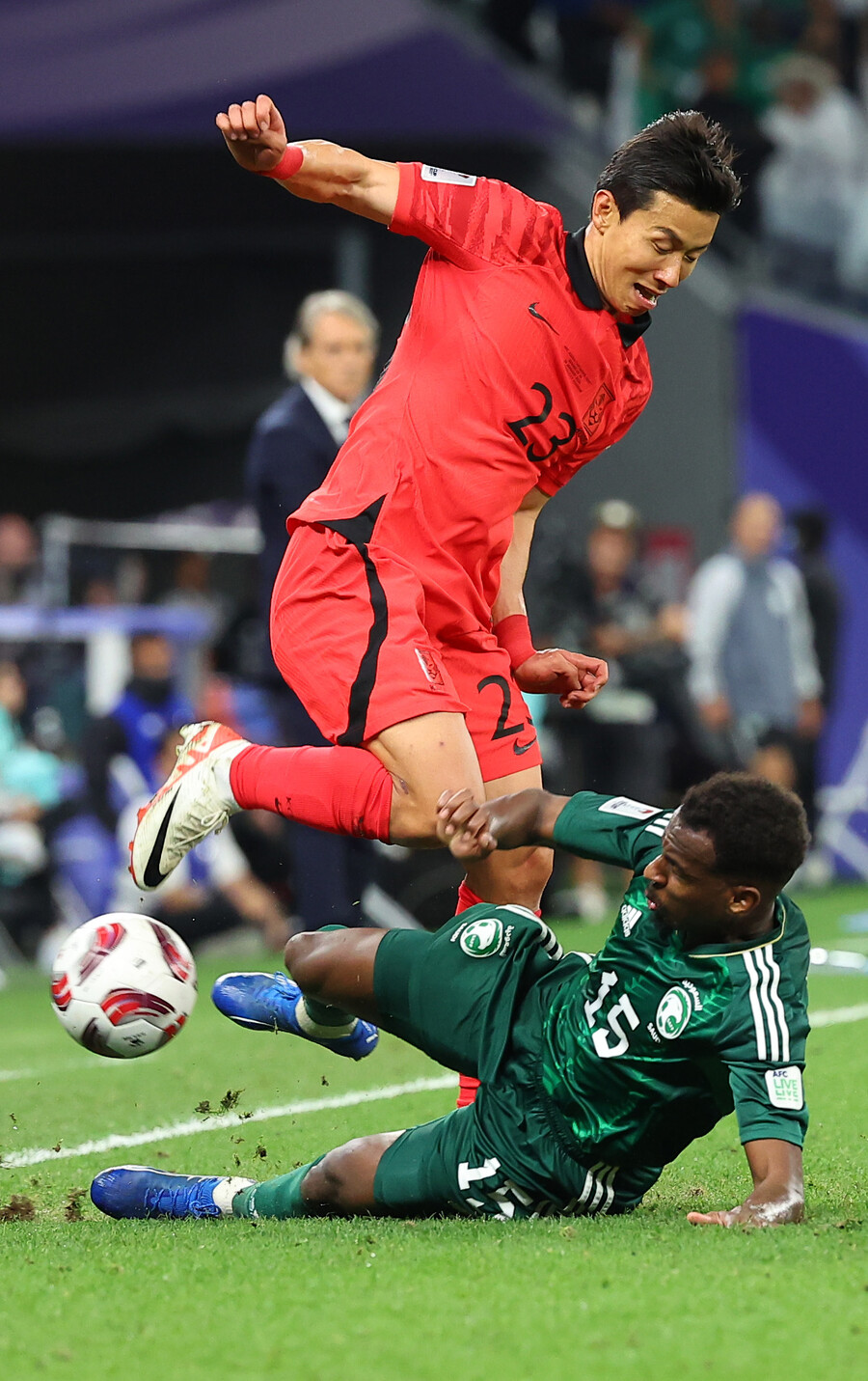 ▲ 축구대표팀이 조규성의 극적 동점골과 승부차기에서 조현우의 선방쇼로 웃었다. 조규성의 동점골에는 김태환의 재치 넘치는 왼발 크로스가 시작점이었다. ⓒ연합뉴스