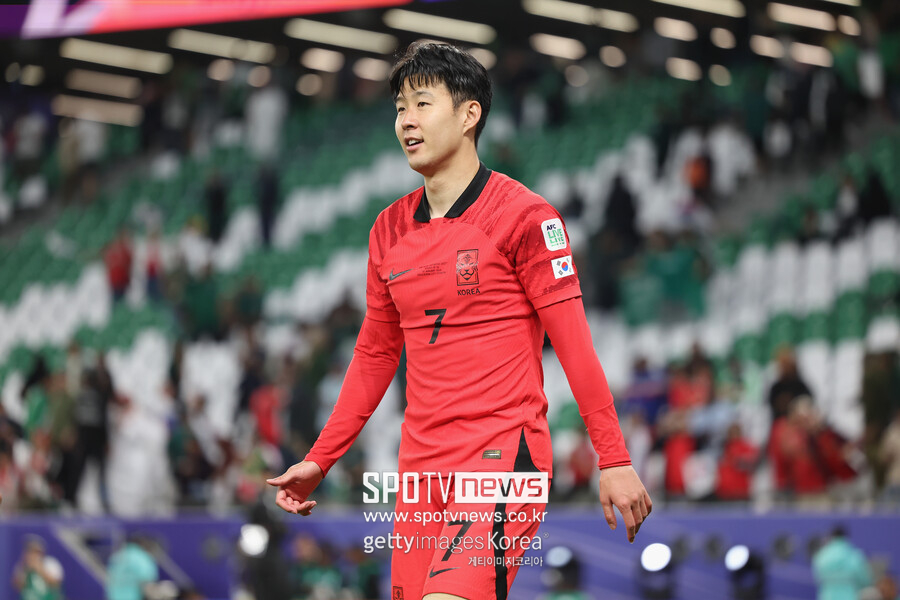 ▲ 손흥민은 31일(한국시간) 카타르 알 라이안 에듀케이션시티 스타디움에서 열린 2023 아시아축구연맹(AFC) 카타르 아시안컵 16강전 사우디아라비아와 경기에서 120분 풀타임을 소화했다.