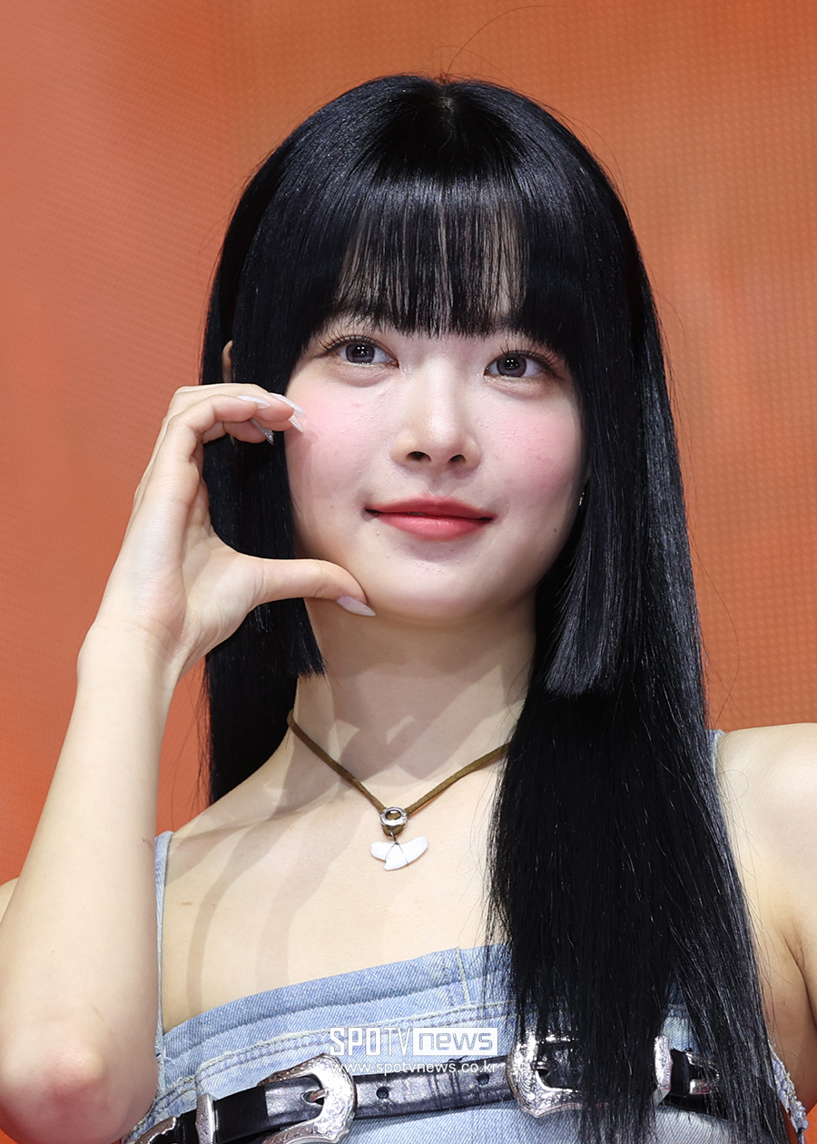 르세라핌 홍은채, 발열+컨디션 난조로 '뮤직뱅크' 불참…"허윤진 스페셜 MC"[전문]