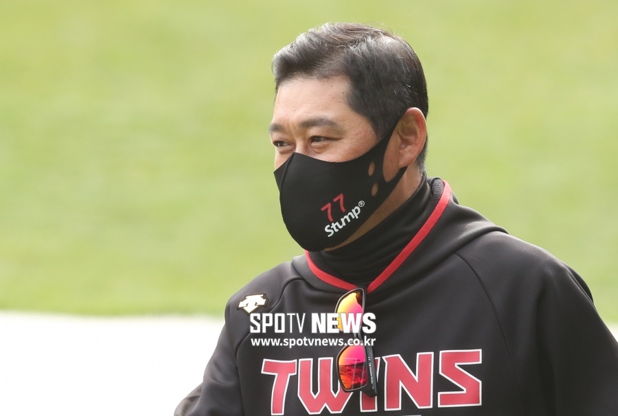 이종범이 고향으로 돌아갈 마지막 기회? KIA 감독 선임은 어떻게 되고 있나