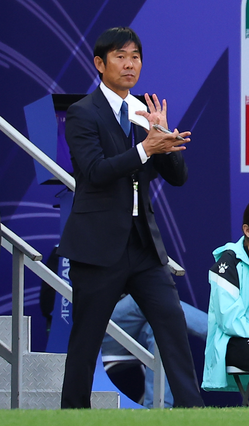▲ 일본 언론 '스포츠 호치'는 5일 "2023 아시아축구연맹(AFC) 카타르 아시안컵에 출전했던 대표팀이 돌아왔다. 모리야스 하지메 감독을 비롯한 스태프와 선수 5명, 훈련 파트너로 갔던 이들이 도쿄 하네다 국제공항을 통해 귀국했다"고 전했다.  ⓒ연합뉴스
