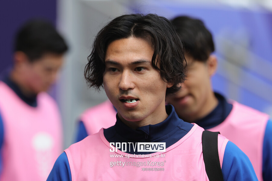 ▲ 일본 축구 국가대표 다쿠미 미나미노는 아시안컵이 끝나고 24시간도 되지 않아 리그 경기에 출전했다. 일본은 3일(한국시간) 이란에 1-2로 져 아시안컵을 8강에서 마무리했다.