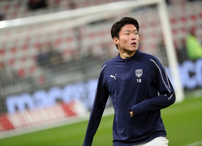 ▲ 유럽축구 이적시장 전문가 파브리지오 로마노는 6일(한국시간) "튀르키예 알라냐스포르가 황의조 임대와 관련해 노팅엄과 협상에 합의했다"며 "기간은 이번 시즌이 끝날 때까지 유효하며 완전 이적 옵션은 포함하지 않았다"고 전했다. ⓒ지롱댕 보르도