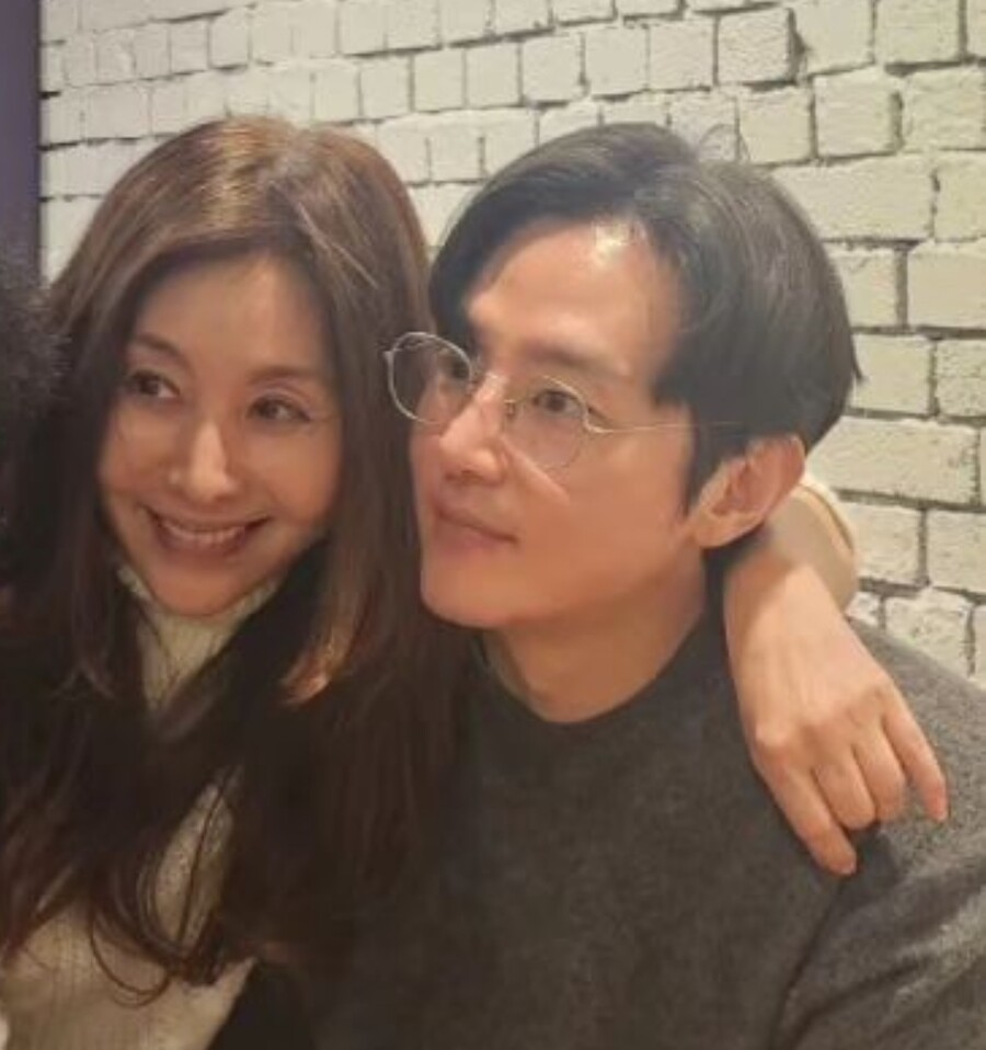 둘이 가족이라고?…'이모·조카 사이' 최명길-권율, 명절 모임 함께 참석