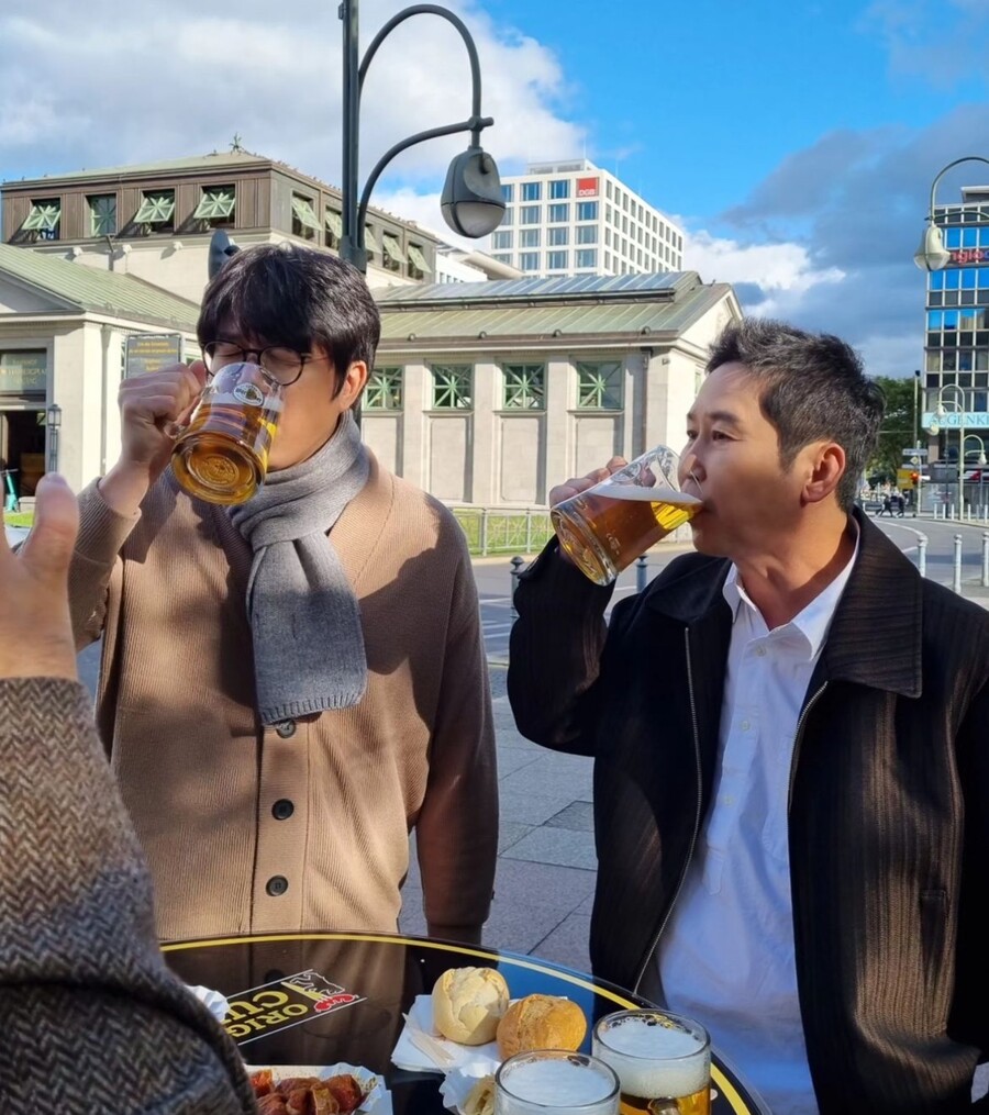 성시경 "너무 많이 먹고 마시며 무책임했다…몸 관리 시작할 것" 새해 다짐