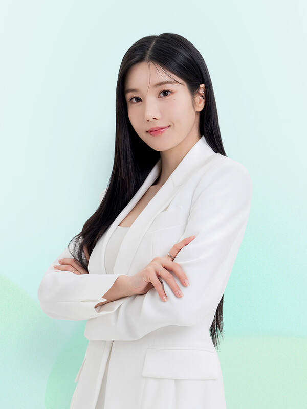 권은비, 광고모델계 신흥강자…건강식품 브랜드 모델 발탁