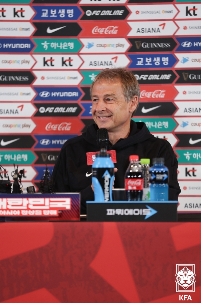 ▲ 클린스만 감독은 지난해 3월 부임부터 "목표는 아시안컵 우승이다. 대회가 끝난 이후 평가해도 늦지 않다"라며 자신감을 보였다. 여론은 아시안컵 직전까지 '해줘 축구'에도 7경기 무실점 연승에 희망을 걸었다 ⓒ대한축구협회