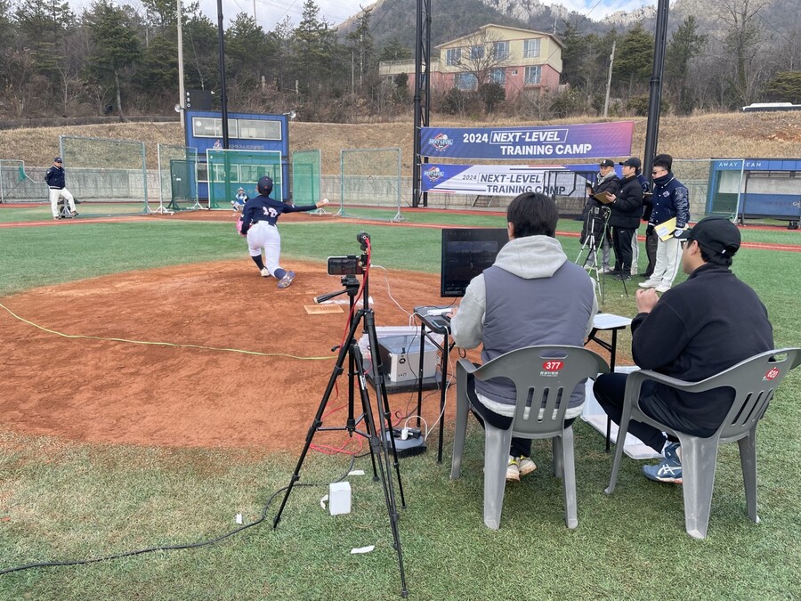 ‘레전드들 총출동했다’ KBO, 2024 KBO Next-Level Training Camp 개최