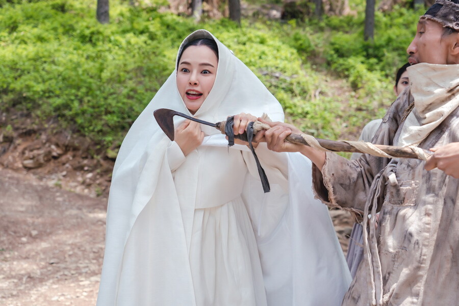 ▲ 이하늬. 제공|사람엔터테인먼트, MBC '밤에 피는 꽃'