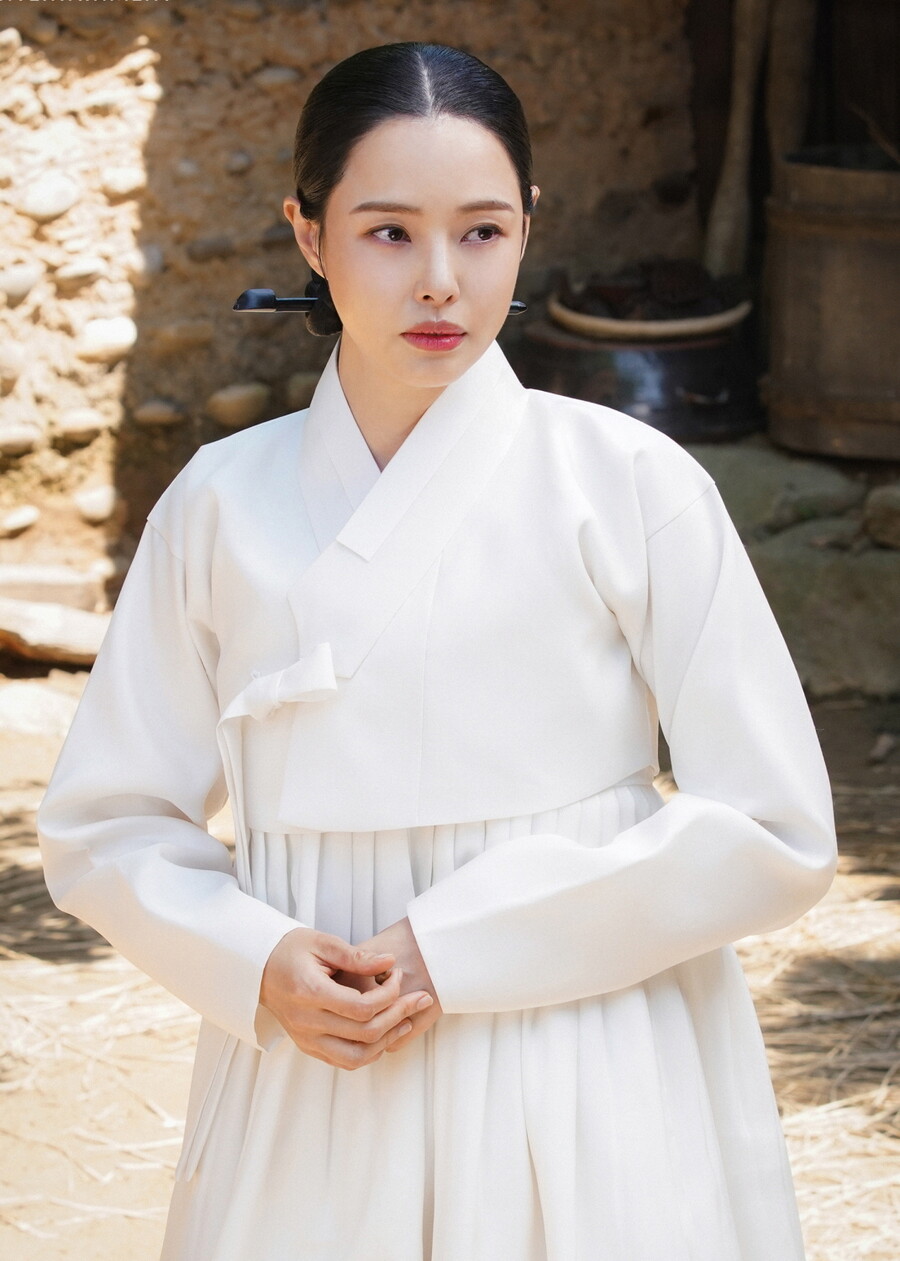 ▲ 이하늬. 제공|사람엔터테인먼트, MBC '밤에 피는 꽃'
