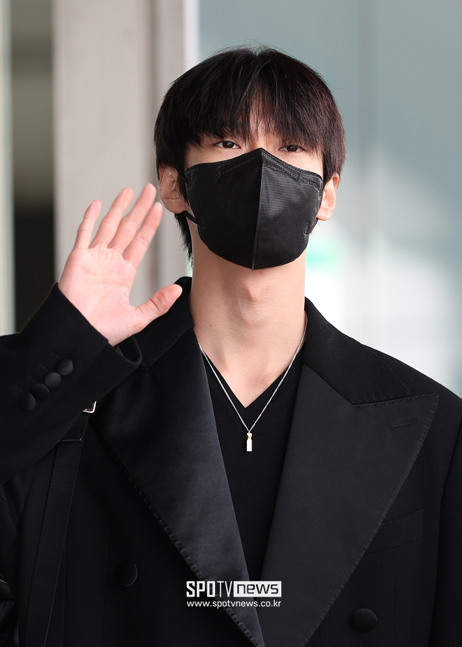 [포토S] NCT127 도영, '민낯도 멋있네'