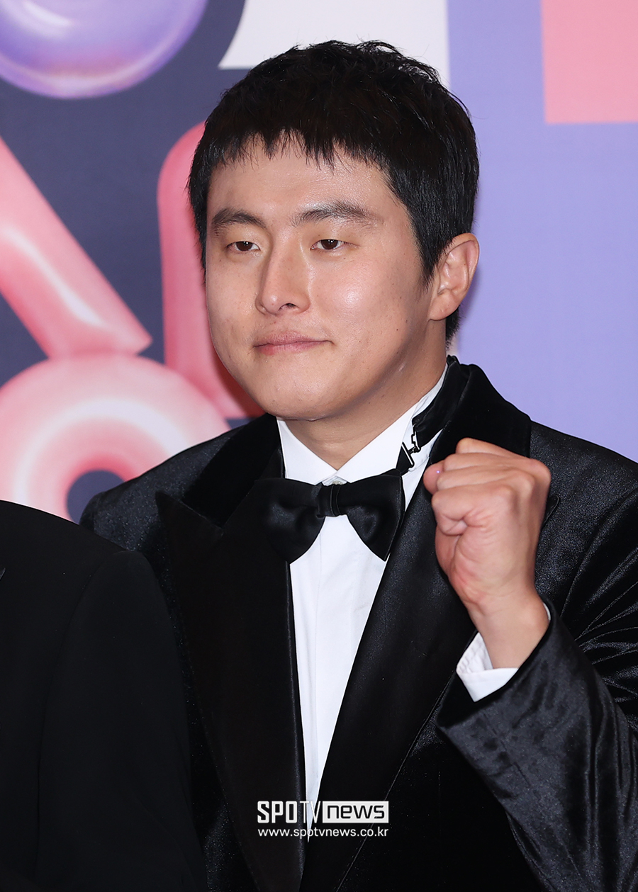8700만원 기부했는데…기안84 개인전 두고 제3자들이 '억대 소송'[종합]