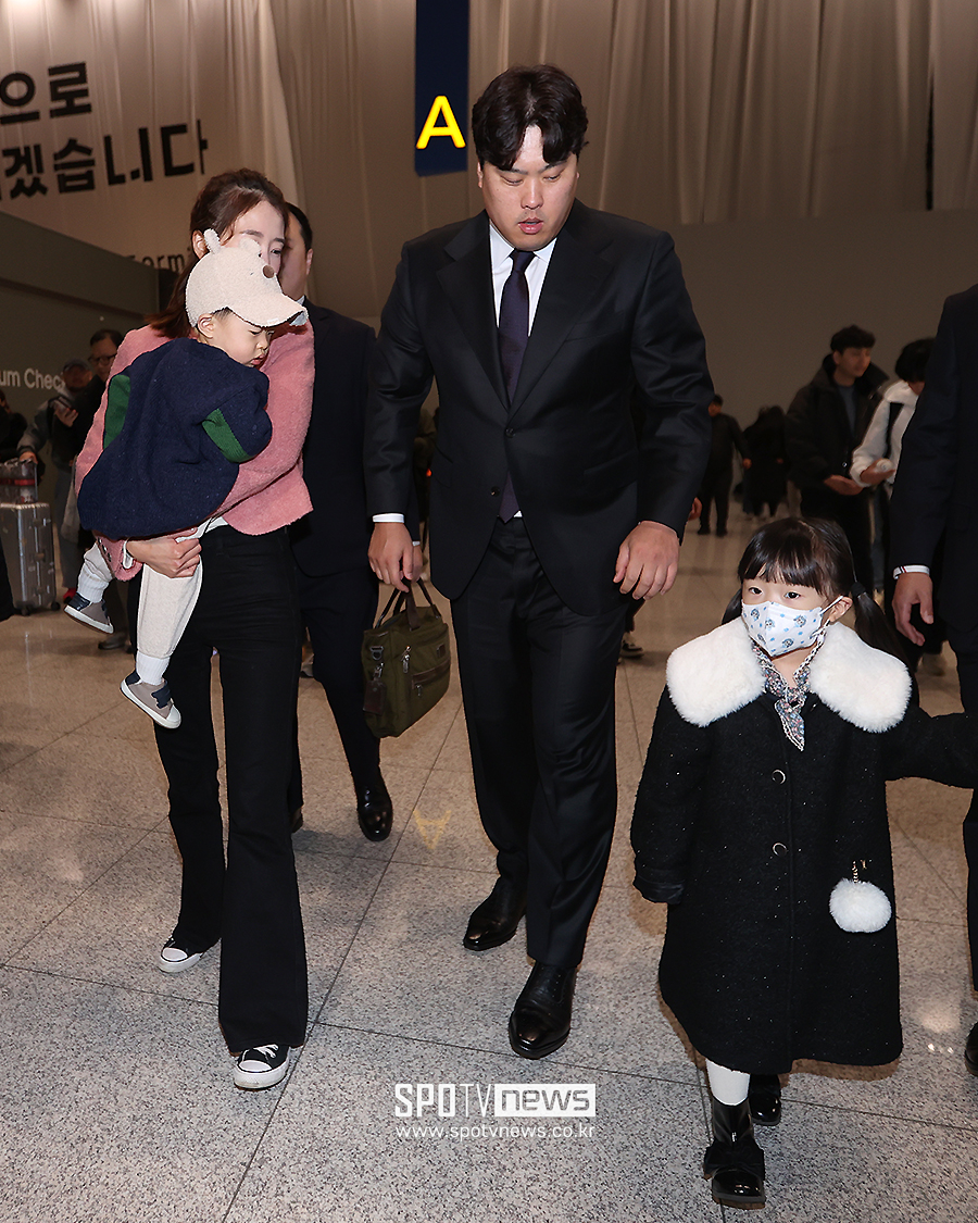 ▲ 배지현 아나운서 류현진 ⓒ곽혜미 기자