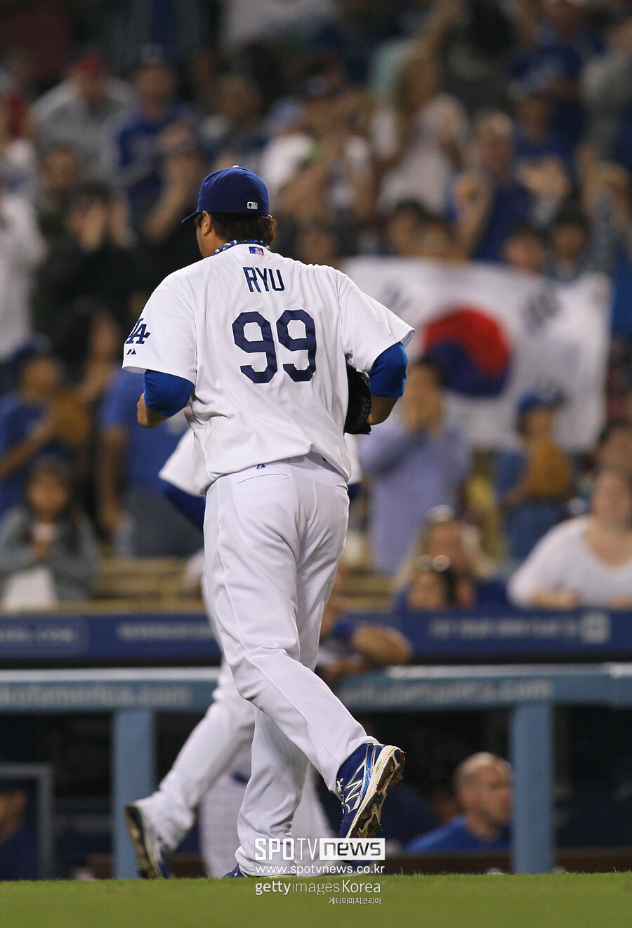 류현진은 MLB 떠났지만, 존경심은 영원히…"선배 덕분에 도전할 수 있었다" 김하성의 진심