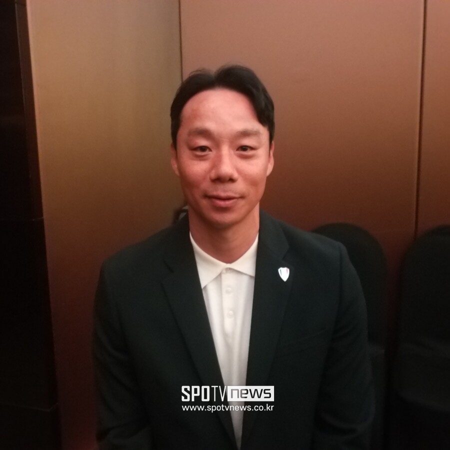 "나도 욕 많이 먹어봤다" 염기훈, '아시안컵 부진' 이기제 감쌌다..."잘 다독여 줄 것"