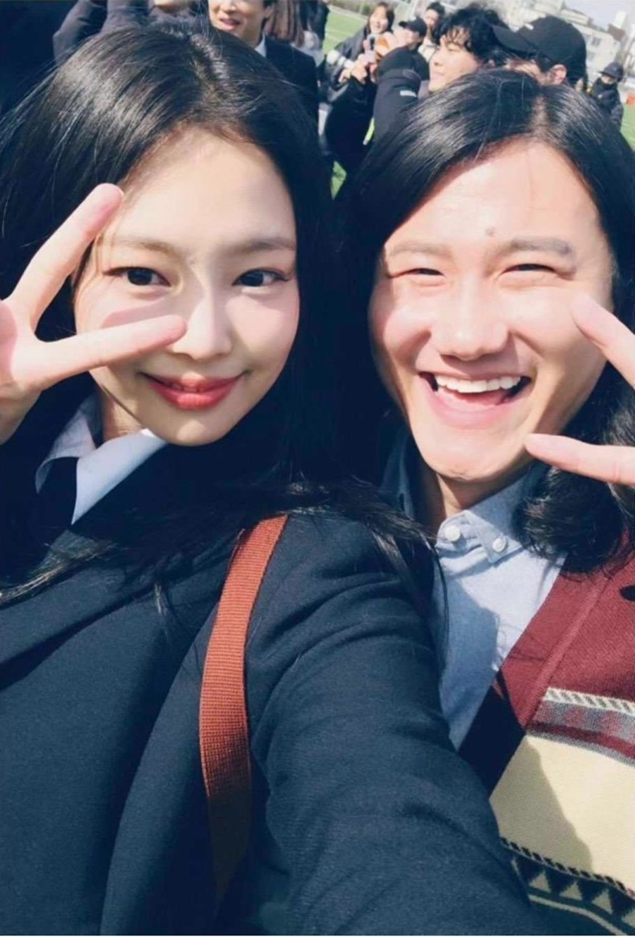 ▲ 제니와 임우일. 출처|인터넷 커뮤니티