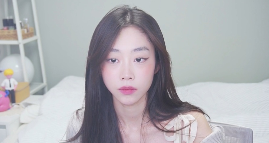 ▲ 러블리즈 서지수. 출처| 아프리카TV 캡처