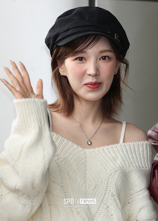 ▲ 두번째 미니 앨범 '위시 유 헬'을 발표하는 웬디. 곽혜미 기자