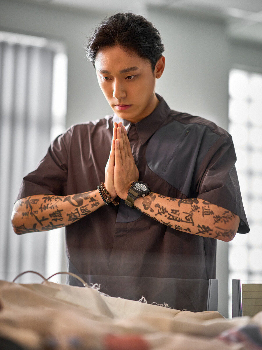 이도현, 군대 간 거 맞나요…♥임지연과 달콤 근황까지[초점S]